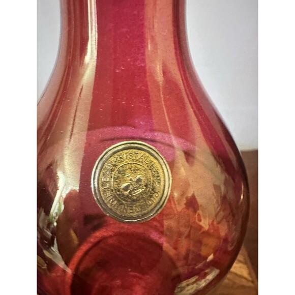 VNTG Ruby Flash Hand-Cut Glass Decanter with Floral Design —Bleikristall Crystal - Picture 8 of 12
